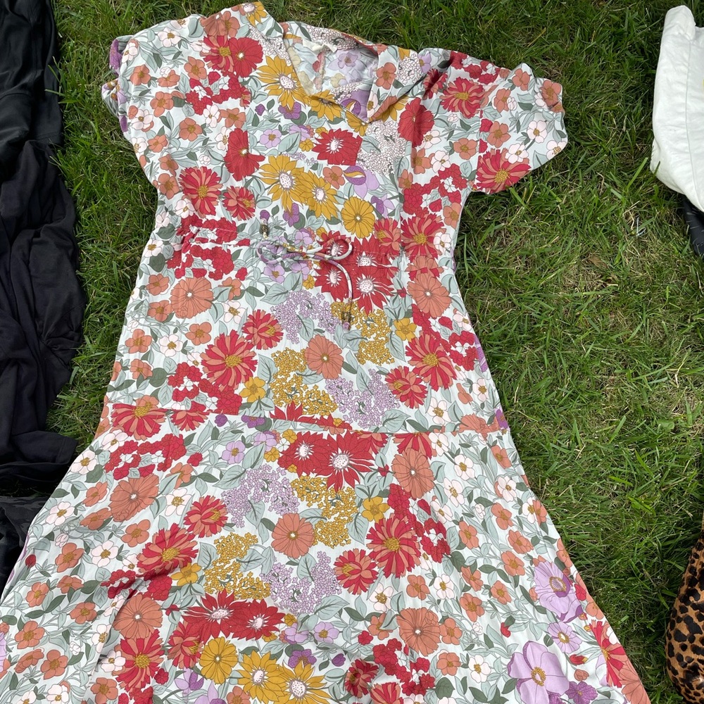 Maxi Dress Size M - Entro Brand